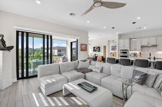 21956 Canadensis Cir Unit 201, Boca Raton, FL 33428