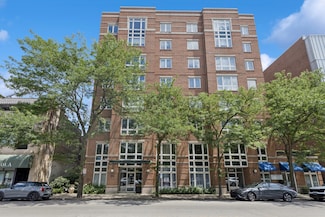 811 Chicago Ave Unit 304, Evanston, IL 60202