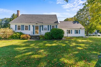 262 Black Point Rd, Scarborough, ME 04074