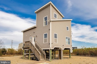 54 Beach Ave, Bayville, NJ 08721