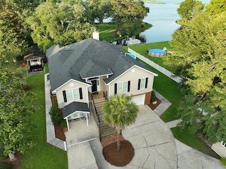 1804 Redhead Rd, Moncks Corner, SC 29461