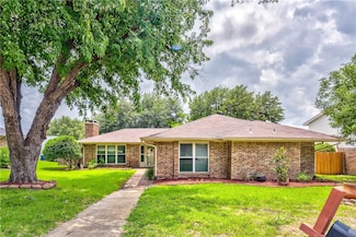 1702 Elizabeth Dr, Carrollton, TX 75007