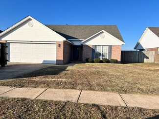 709 Lackey Rd, Marion, AR 72364