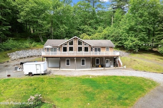 242 Pauline St, Harding, PA 18643