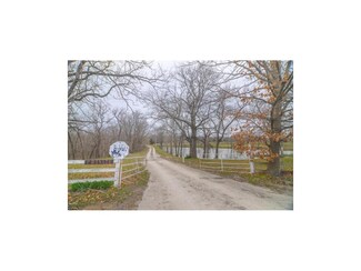 23610 Cleveland Ave, Cleveland, MO 64734