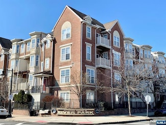 200 Dey St Unit 277, Harrison, NJ 07029