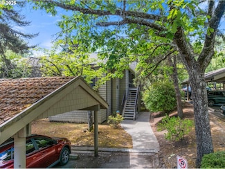 40 Crestfield Ct, Lake Oswego, OR 97035