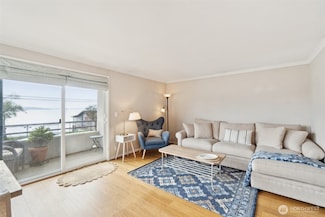 4222 Beach Dr SW Unit 202, Seattle, WA 98116