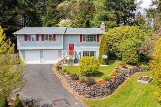 3319 Forest Dr NE, Bremerton, WA 98310