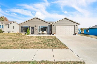 2701 Troy Ave, Spirit Lake, IA 51360
