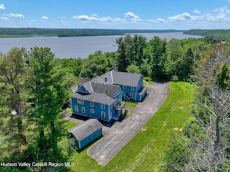 996 Dominican Ln, Saugerties, NY 12477