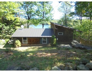 751 King Richard Dr, Becket, MA 01223