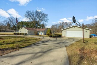 13229 Anderson Rd, Granger, IN 46530