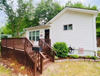 831 Anarine Rd, Fayetteville, NC 28303