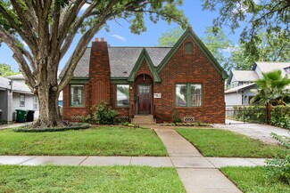 4431 Jefferson St, Houston, TX 77023
