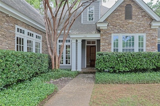1761 Woodley Rd, Auburn, AL 36830