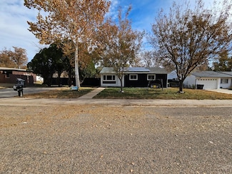14 Highland St, Lamar, CO 81052