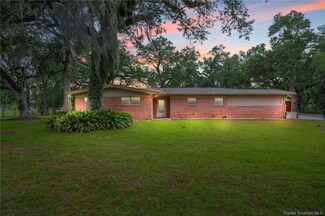 226 Magnolia St, Lake Arthur, LA 70549