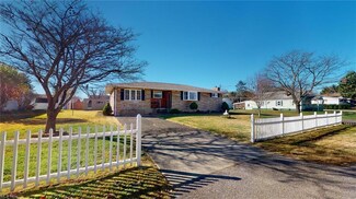 1306 31st St, Vienna, WV 26105