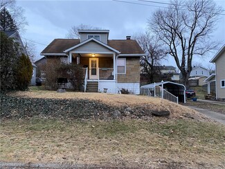 432 Rainbow Dr, New Kensington, PA 15068