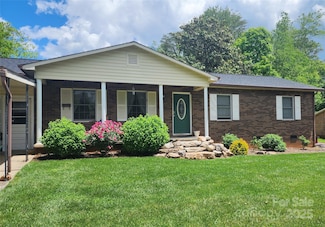 203 Shuping St, Morganton, NC 28655