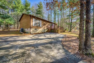 205 Mint Way, Flat Rock, NC 28731
