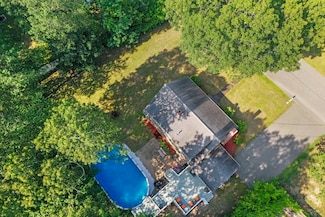 22 Katsikas Ave, Dracut, MA 01826