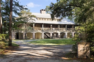 1300 Retreat Rd, Riceboro, GA 31323