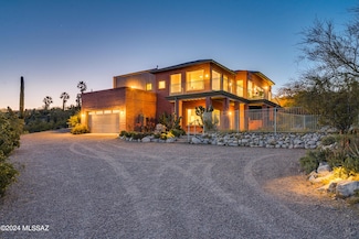 4560 N Via Sinuosa, Tucson, AZ 85745