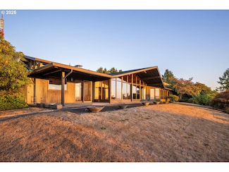 1209 SW Hessler Dr, Portland, OR 97239