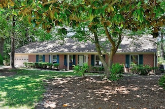 837 Five Point Rd, Virginia Beach, VA 23454