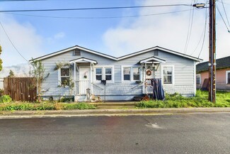 170 (174) 2nd Ave, Rio Dell, CA 95562