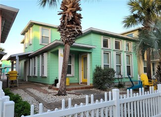 2525 S 11th St Unit 24, Port Aransas, TX 78373