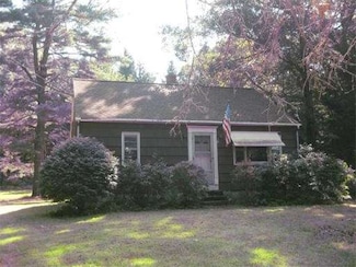54 State Rd, South Deerfield, MA 01373