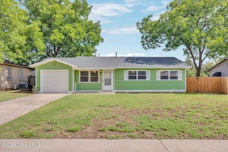 4518 40th St, Lubbock, TX 79414