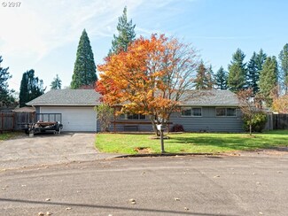 208 SE 104th Ave, Vancouver, WA 98664
