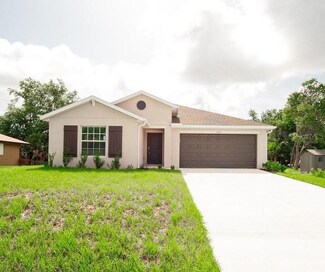 1124 Dorchester St, Point Charlotte, FL 33952