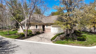 4602 N Holly Ct, Kansas City, MO 64116