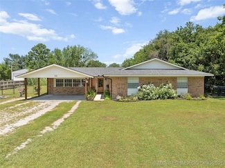 386 Sycamore, Lone Grove, OK 73443