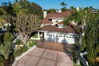 19 Harbor Pointe Dr, Newport Beach, CA 92625