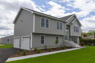 16 Theresa Ave, Johnston, RI 02919