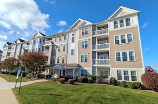 87 Clocktower Dr Unit 2207, Waltham, MA 02452
