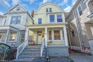 257 N 6th St, Newark, NJ 07107
