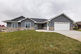 610 Pimlico Way, Epworth, IA 52045