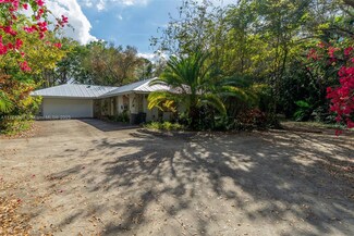 16030 Mead Hill Dr E, Loxahatchee Groves, FL 33470