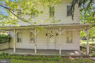 5749 Leesport Ave, Reading, PA 19605