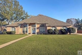 6904 Cherrybark Cir, Texarkana, AR 71854