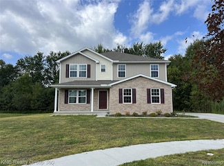 2345 Scenic Hollow Dr, Grand Blanc, MI 48439