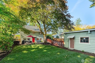 18344 Wallingford Ave N, Shoreline, WA 98133