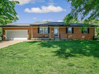 251 Jefferson St, Hecker, IL 62248